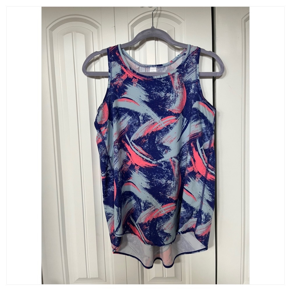 Size 14 Ivivva tank top